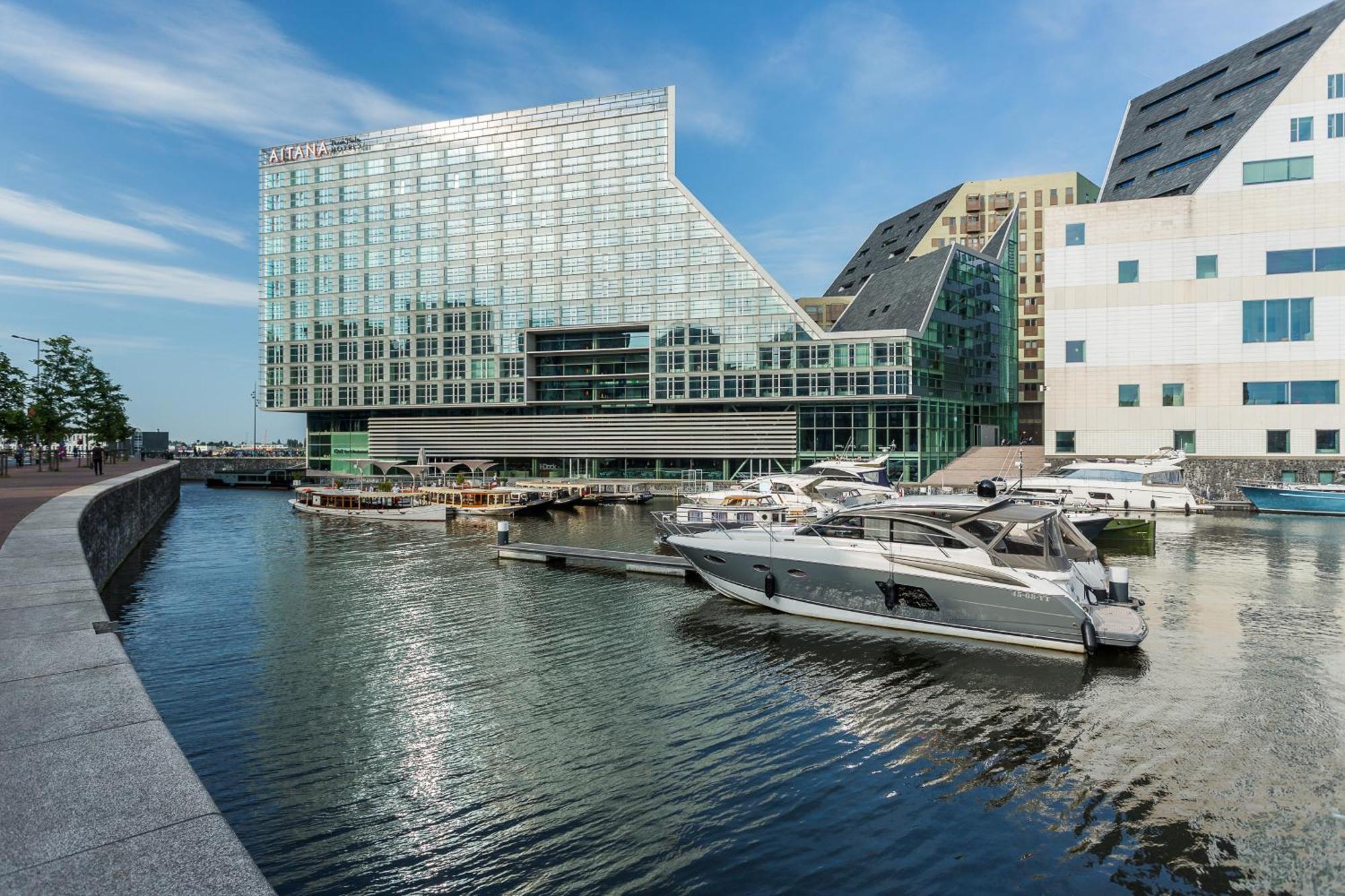Where to Stay in Amsterdam City Centre: 2 Best Historical Hotels