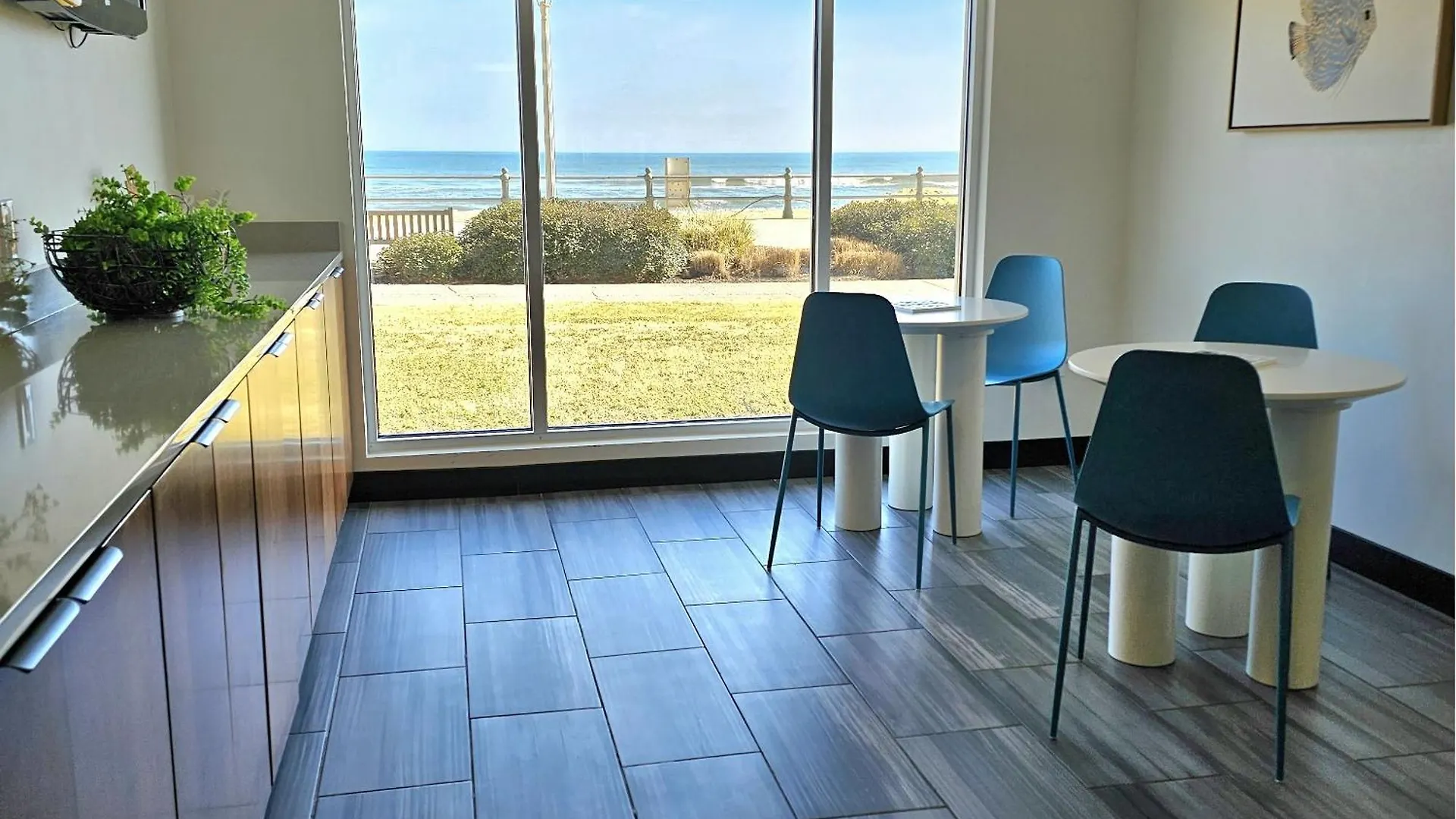 7 Central Hotels on Virginia Beach Boardwalk Worth Booking