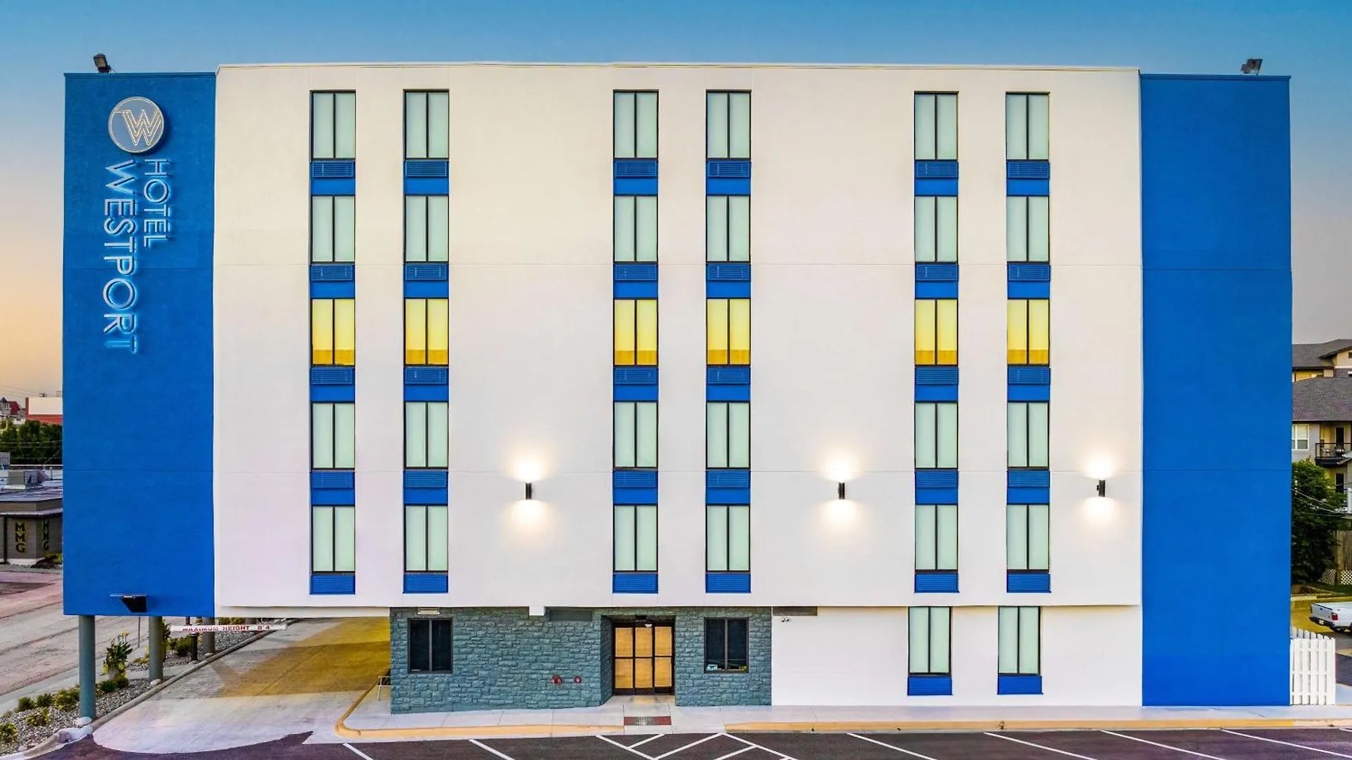 5 Exceptional Design Hotels in Midtown-Westport Kansas City