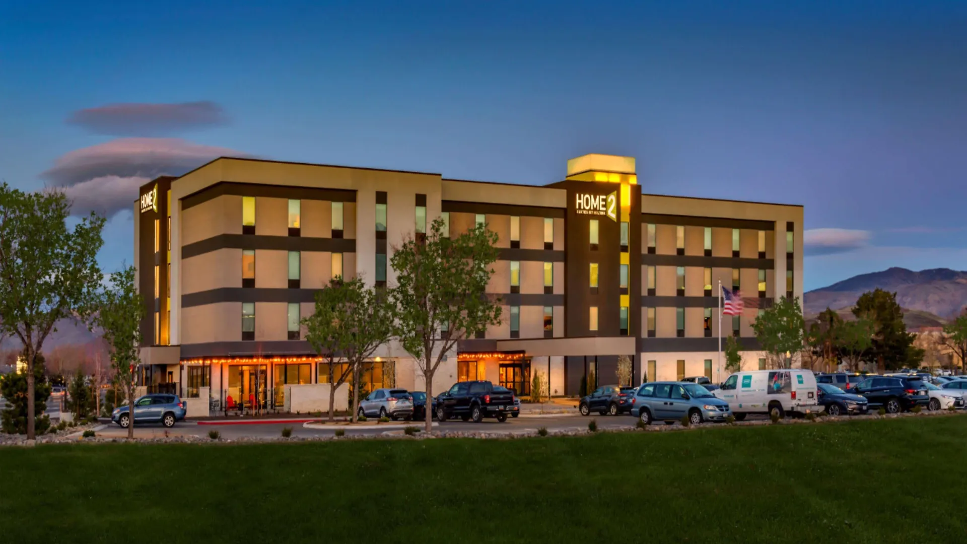 4 Airport Hotels Near Reno-Tahoe for Stress-Free Stays