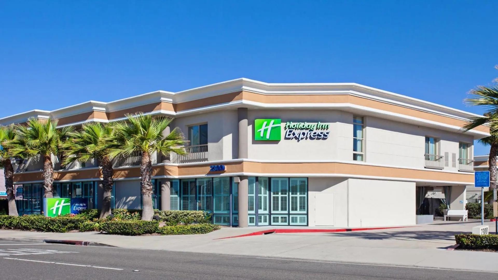 4 Reviewed Business Hotels Close to Shiffer Park