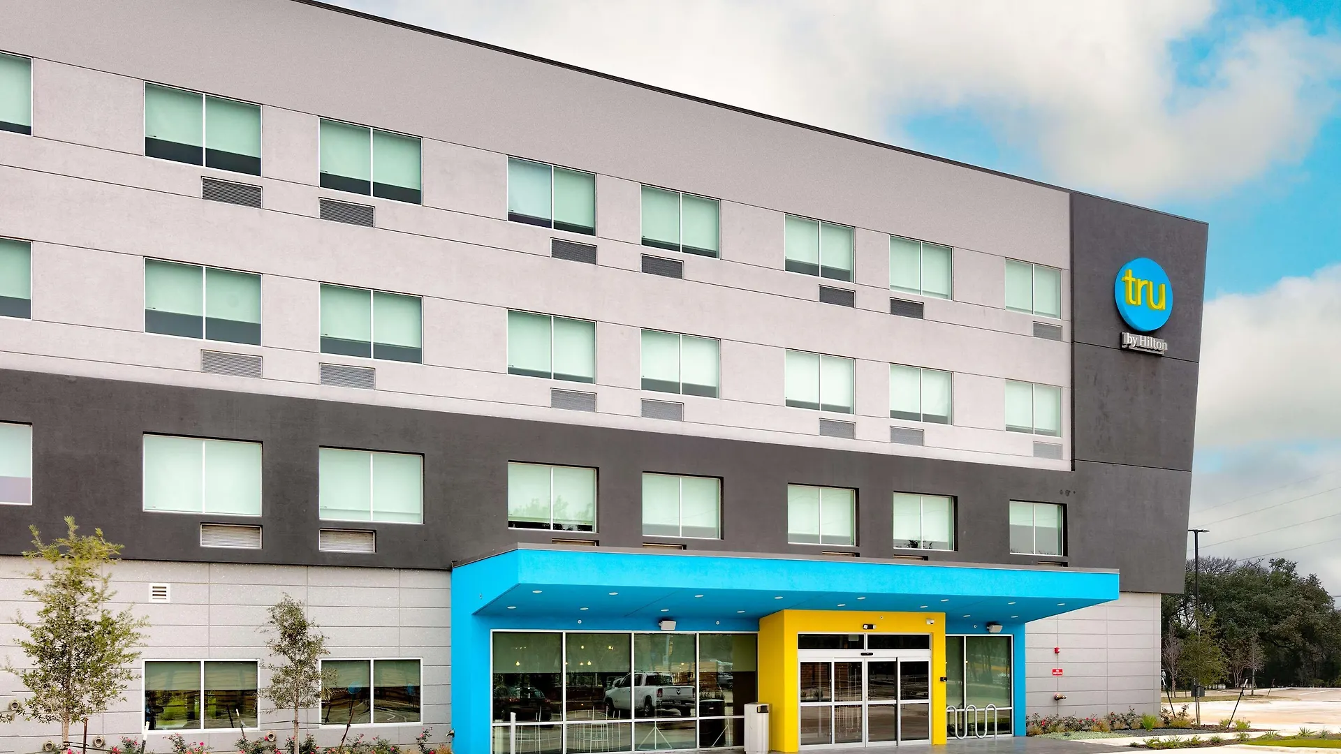 4 Budget Hotels Near Arboretum Mall Austin Worth Booking