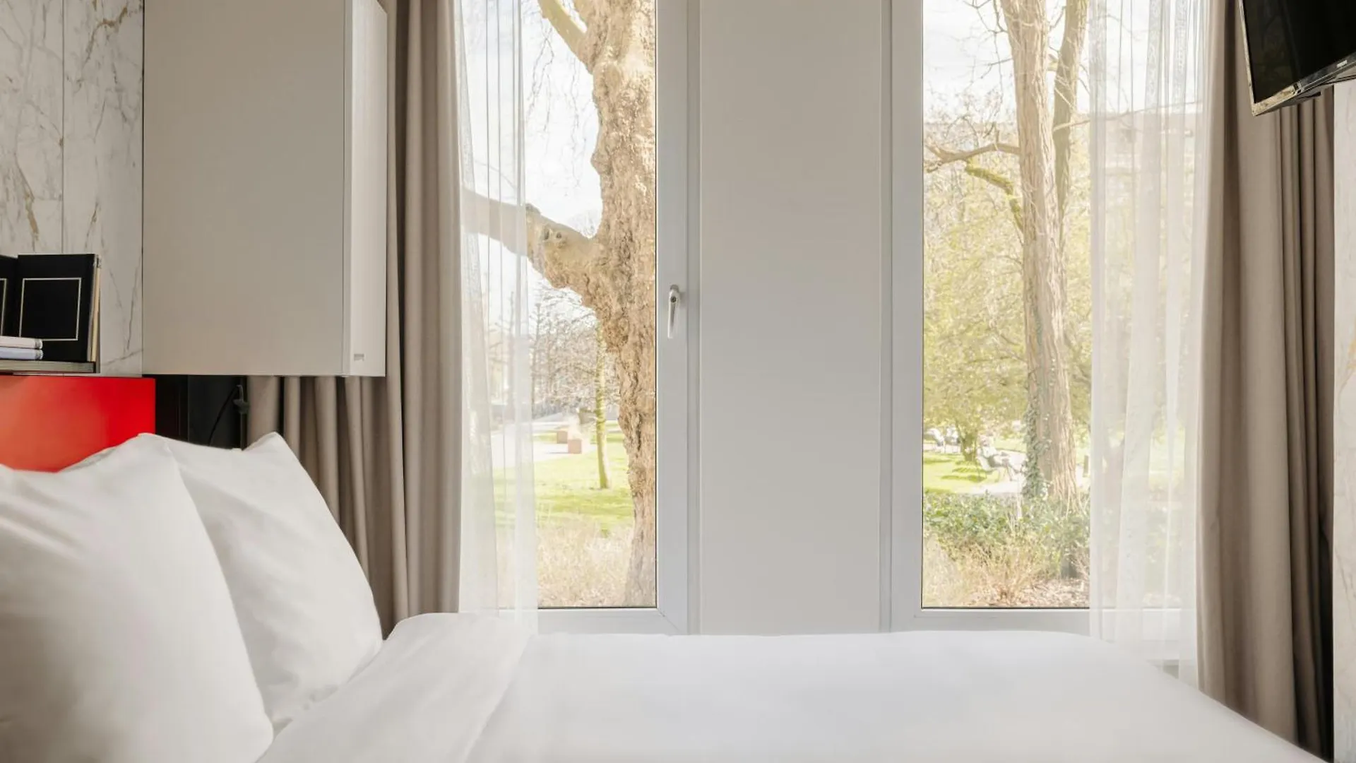 2 Smart Leonardo Hotels In Amsterdam City Centre Worth Booking