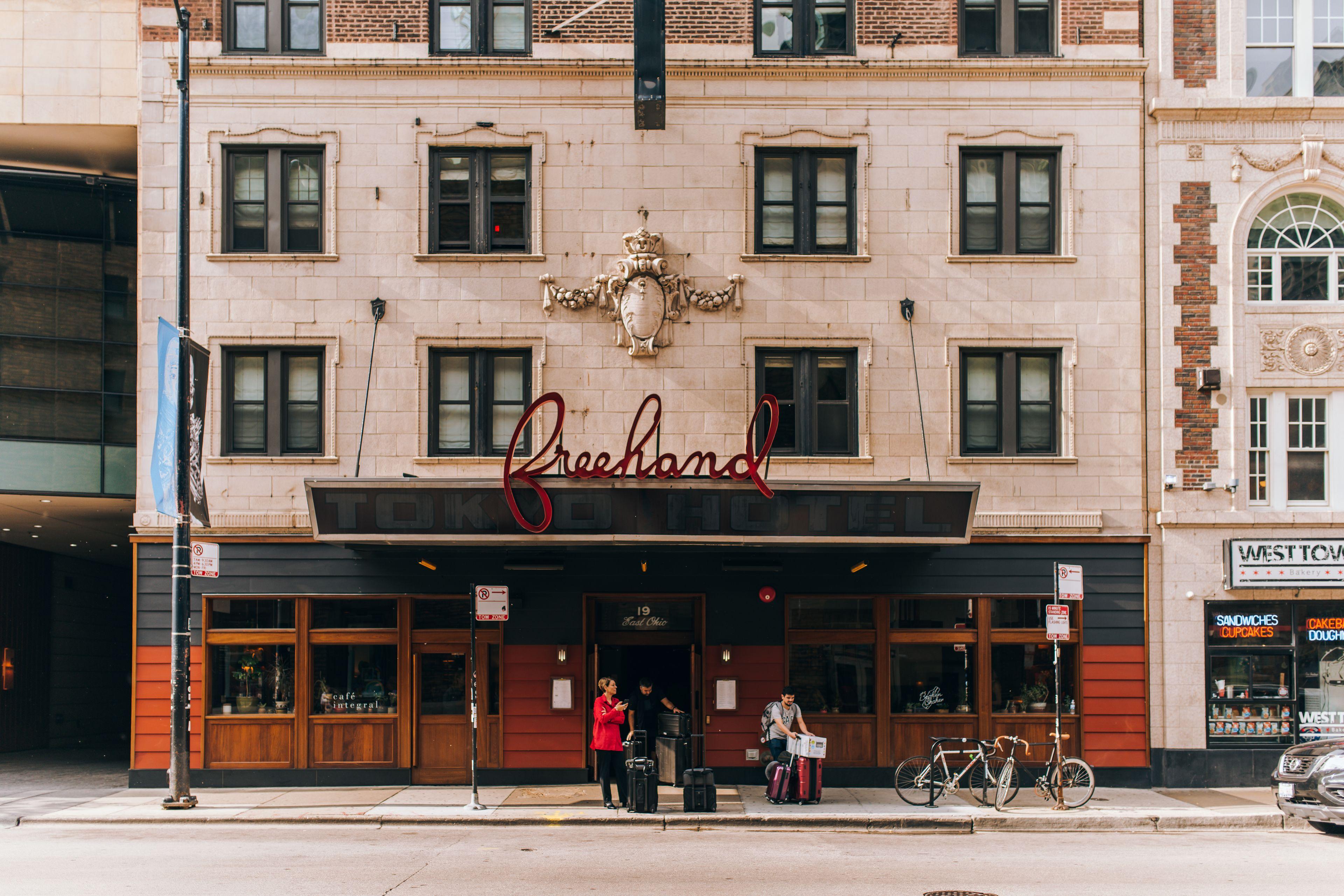 Where to Stay Near Maggie Daley Park: 7 Top Design Hotels