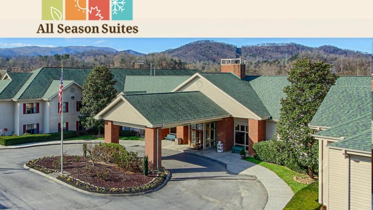 Staying Near Hillbilly Golf: 8 Budget Hotels Compared